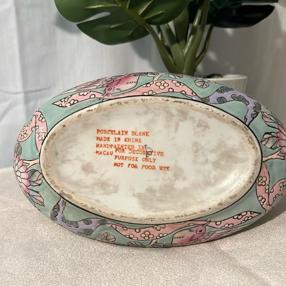 Vintage Chinese Porcelain Jewelry Box - Picture 4 of 7